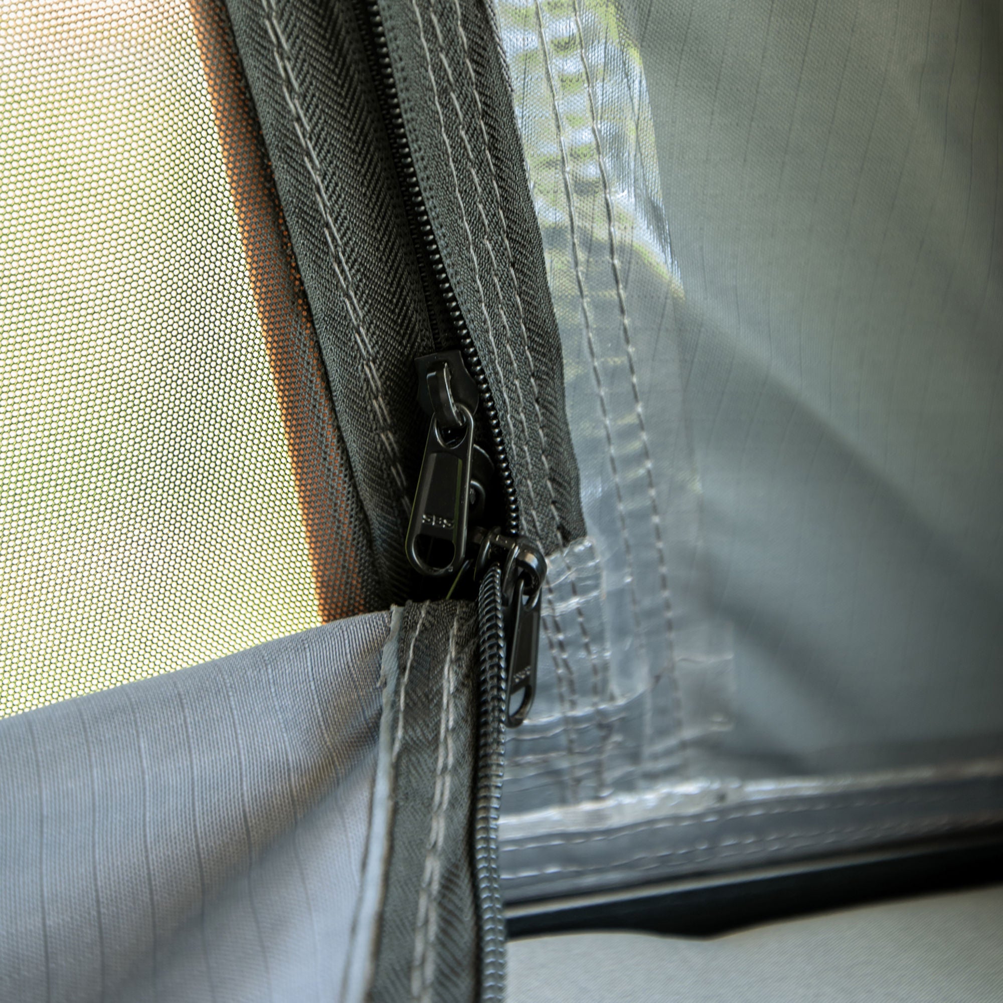 Galahan Triangle Aluminium Hard Shell Grey Rooftop Tent – Durable Camping Roof Tent - Image 22